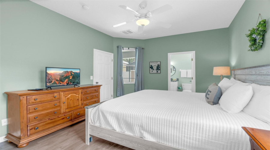 DAVENPORT, Florida 33897, 4 Bedrooms Bedrooms, ,3 BathroomsBathrooms,Residential,For Sale,MONTARA,0,MFRO6413187