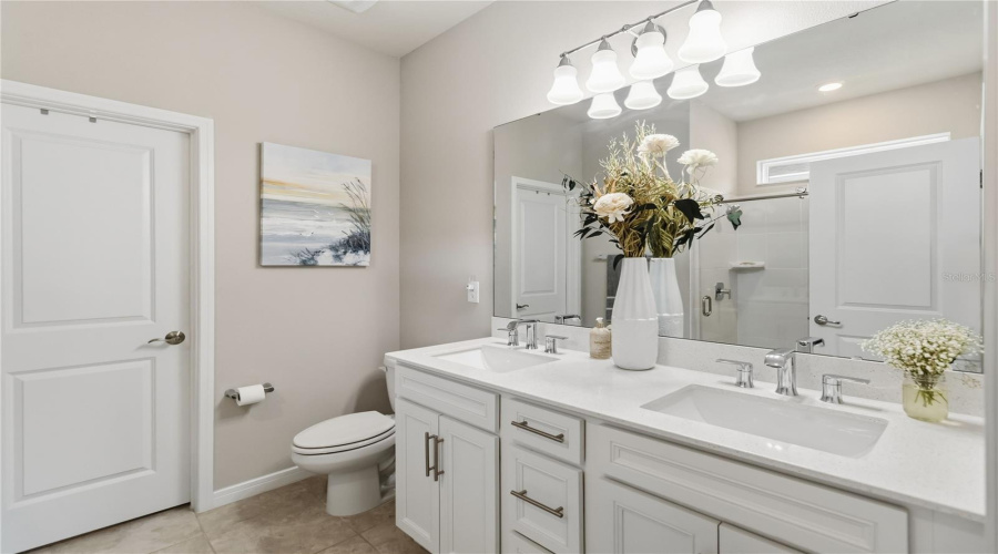 KISSIMMEE, Florida 34746, 3 Bedrooms Bedrooms, ,2 BathroomsBathrooms,Residential,For Sale,ROYAL POINT,0,MFRO6413455