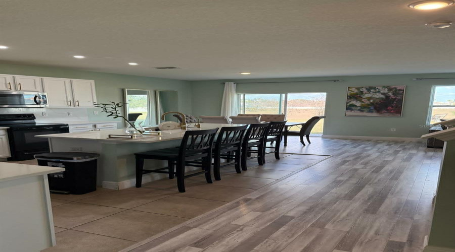 DAVENPORT, Florida 33837, 5 Bedrooms Bedrooms, ,3 BathroomsBathrooms,Residential,For Sale,NOVA,0,MFRS5135451