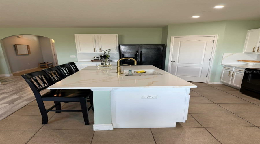 DAVENPORT, Florida 33837, 5 Bedrooms Bedrooms, ,3 BathroomsBathrooms,Residential,For Sale,NOVA,0,MFRS5135451