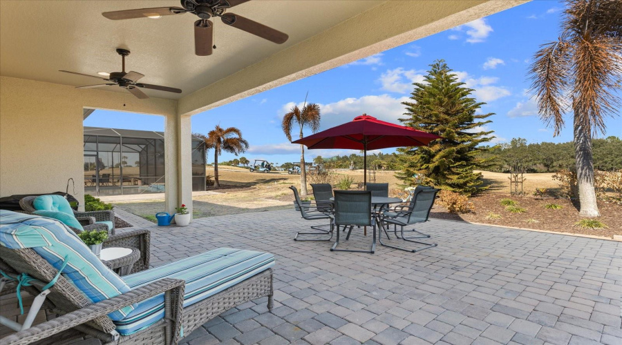 Peaceful Back Lanai with scenic views