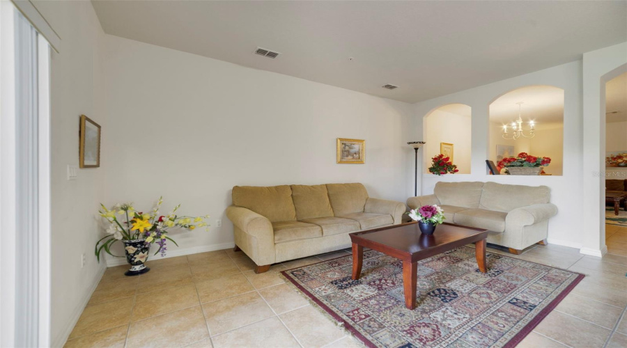 KISSIMMEE, Florida 34747, 3 Bedrooms Bedrooms, ,2 BathroomsBathrooms,Residential,For Sale,OAKWATER,0,MFRS5151122