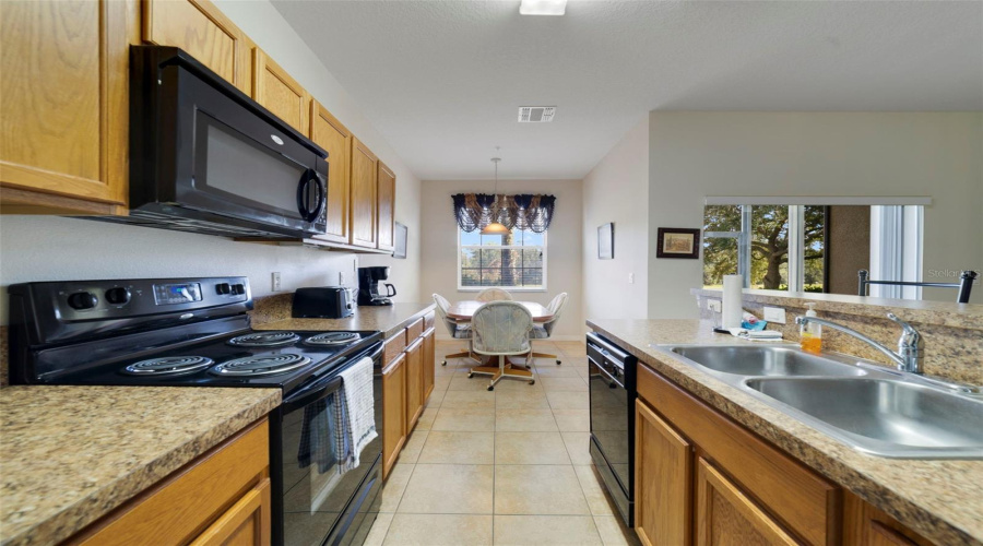 KISSIMMEE, Florida 34747, 3 Bedrooms Bedrooms, ,2 BathroomsBathrooms,Residential,For Sale,OAKWATER,0,MFRS5151122
