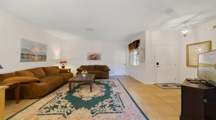 KISSIMMEE, Florida 34747, 3 Bedrooms Bedrooms, ,2 BathroomsBathrooms,Residential,For Sale,OAKWATER,0,MFRS5151122