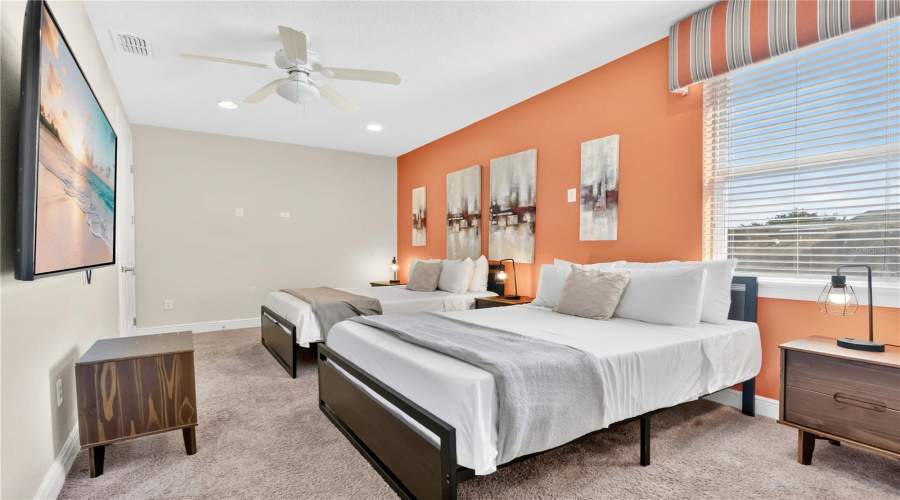 KISSIMMEE, Florida 34747, 11 Bedrooms Bedrooms, ,10 BathroomsBathrooms,Residential,For Sale,WILMINGTON,0,MFRO6412755