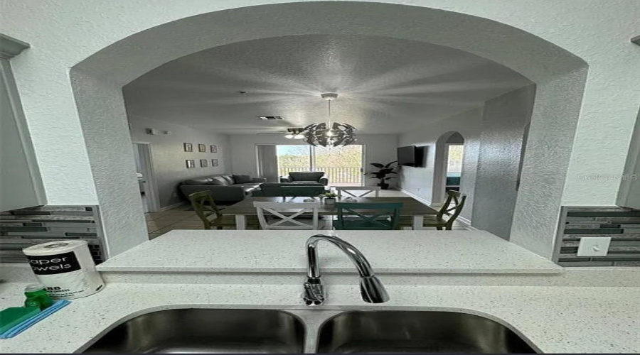 KISSIMMEE, Florida 34747, 3 Bedrooms Bedrooms, ,2 BathroomsBathrooms,Residential,For Sale,ALMATON,0,MFRO6413616