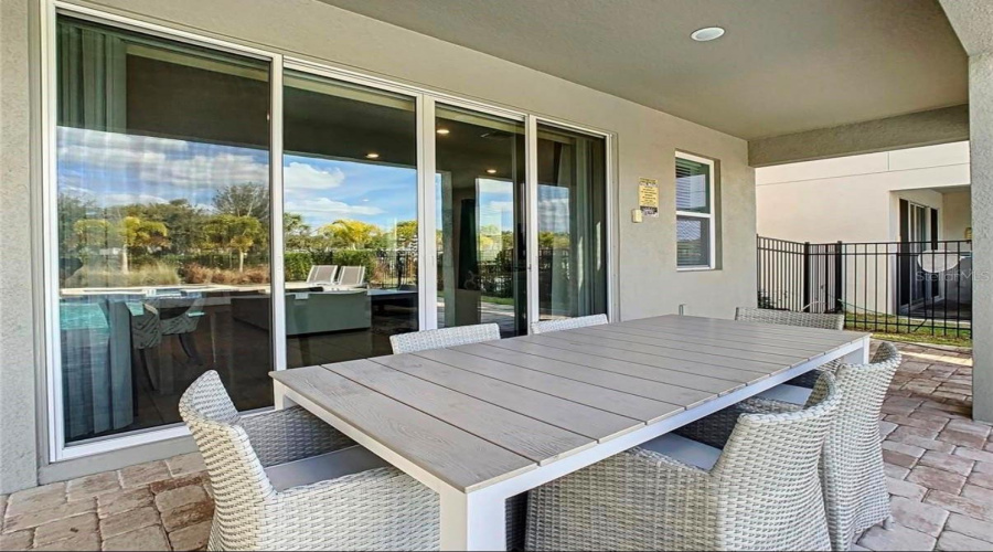 Kissimmee, Florida 34747, 4 Bedroom Bedrooms, ,3 Bathroombathrooms,Residential,For Sale,Southfield,0,Mfrs5151092