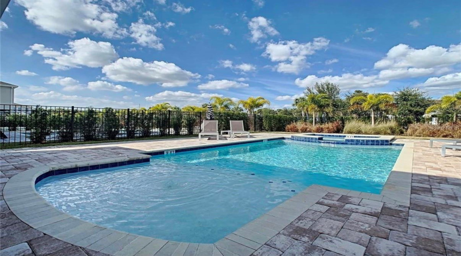 Kissimmee, Florida 34747, 4 Bedroom Bedrooms, ,3 Bathroombathrooms,Residential,For Sale,Southfield,0,Mfrs5151092