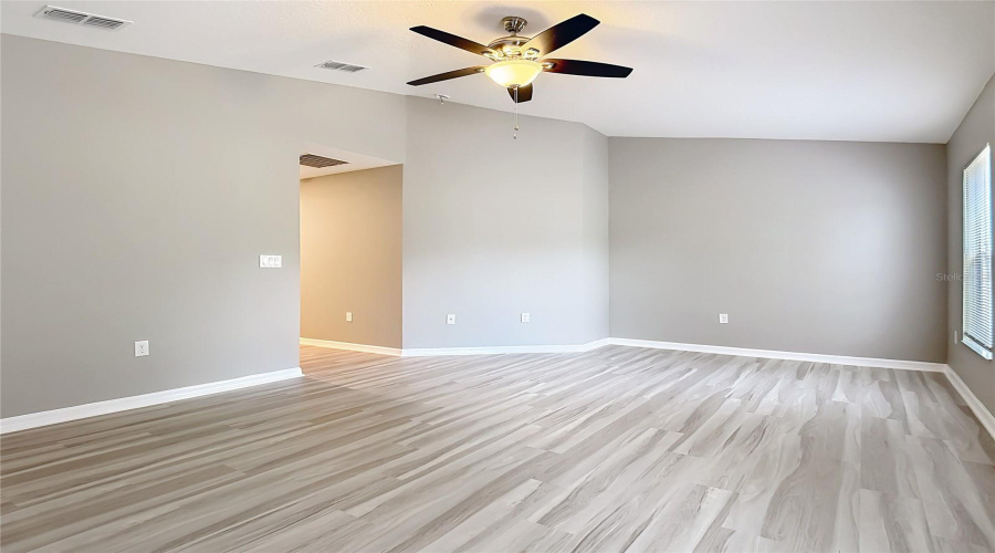 DAVENPORT, Florida 33897, 3 Bedrooms Bedrooms, ,2 BathroomsBathrooms,Residential,For Sale,BELLA VERANO,0,MFRO6413919