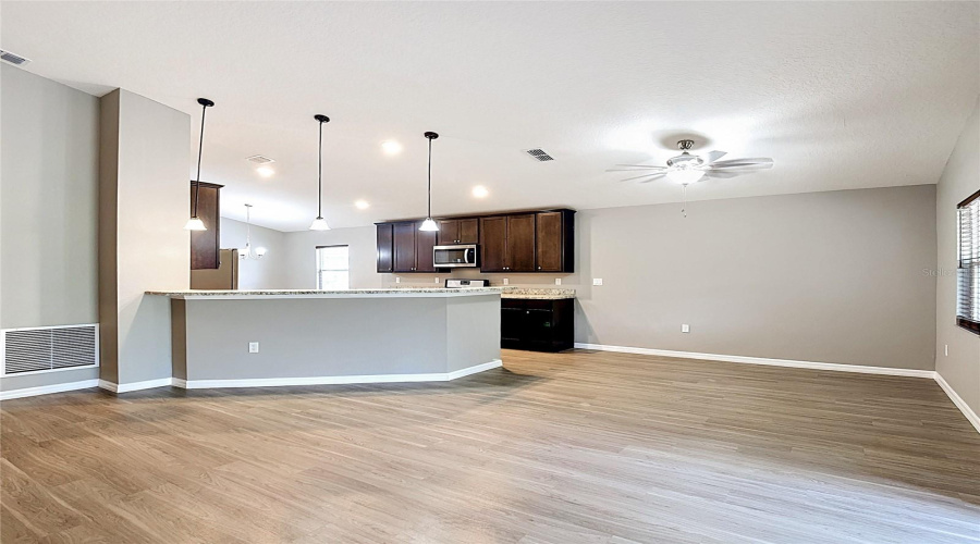 DAVENPORT, Florida 33897, 3 Bedrooms Bedrooms, ,2 BathroomsBathrooms,Residential,For Sale,BELLA VERANO,0,MFRO6413919