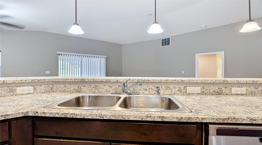 DAVENPORT, Florida 33897, 3 Bedrooms Bedrooms, ,2 BathroomsBathrooms,Residential,For Sale,BELLA VERANO,0,MFRO6413919