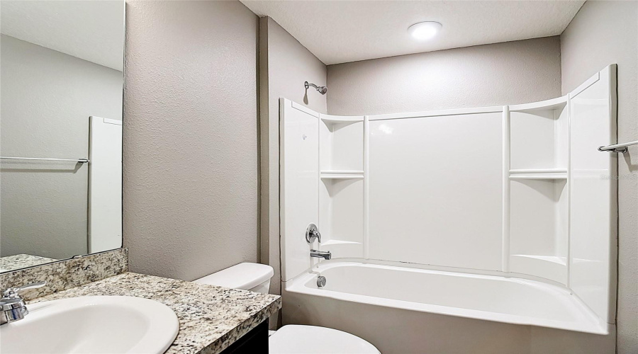 DAVENPORT, Florida 33897, 3 Bedrooms Bedrooms, ,2 BathroomsBathrooms,Residential,For Sale,BELLA VERANO,0,MFRO6413919