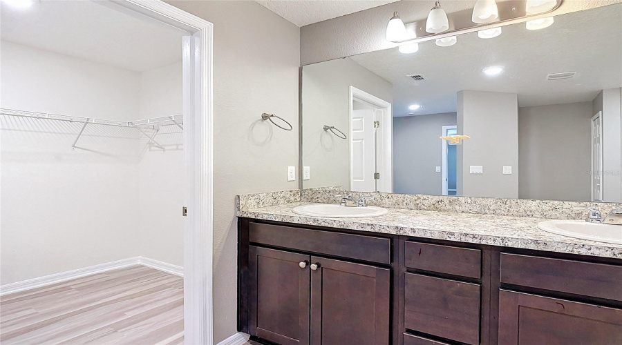 DAVENPORT, Florida 33897, 3 Bedrooms Bedrooms, ,2 BathroomsBathrooms,Residential,For Sale,BELLA VERANO,0,MFRO6413919