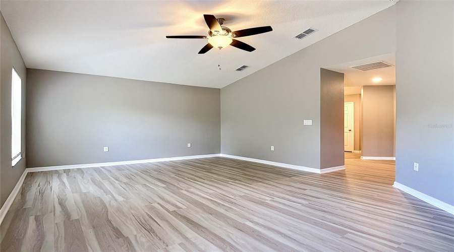 DAVENPORT, Florida 33897, 3 Bedrooms Bedrooms, ,2 BathroomsBathrooms,Residential,For Sale,BELLA VERANO,0,MFRO6413919