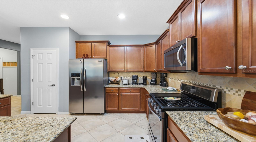 DAVENPORT, Florida 33837, 3 Bedrooms Bedrooms, ,2 BathroomsBathrooms,Residential,For Sale,GRANADA,0,MFRO6413709