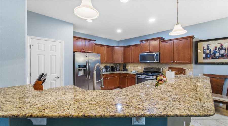 DAVENPORT, Florida 33837, 3 Bedrooms Bedrooms, ,2 BathroomsBathrooms,Residential,For Sale,GRANADA,0,MFRO6413709