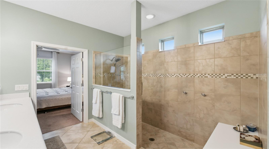 DAVENPORT, Florida 33837, 3 Bedrooms Bedrooms, ,2 BathroomsBathrooms,Residential,For Sale,GRANADA,0,MFRO6413709