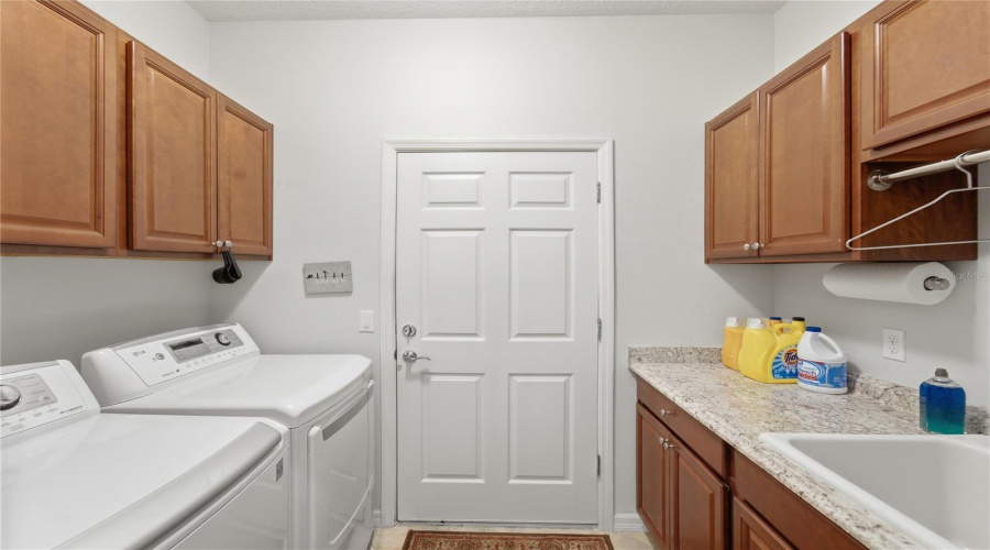 DAVENPORT, Florida 33837, 3 Bedrooms Bedrooms, ,2 BathroomsBathrooms,Residential,For Sale,GRANADA,0,MFRO6413709