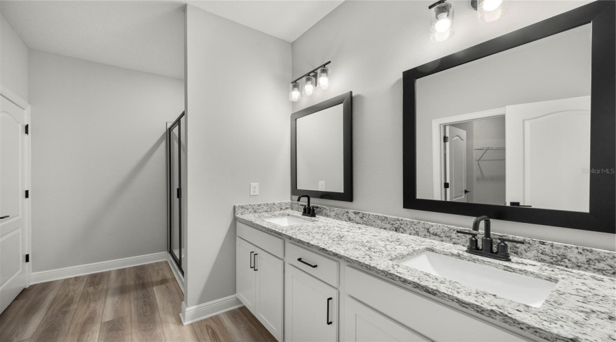 KISSIMMEE, Florida 34747, 5 Bedrooms Bedrooms, ,3 BathroomsBathrooms,Residential,For Sale,SOMERSWORTH,0,MFRTB8515869