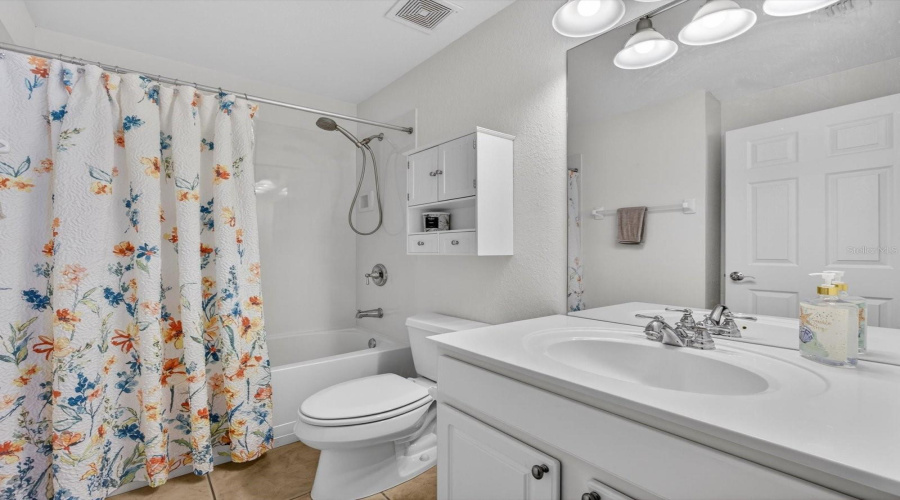 DAVENPORT, Florida 33896, 3 Bedrooms Bedrooms, ,2 BathroomsBathrooms,Residential,For Sale,FOSTER,0,MFRO6412780