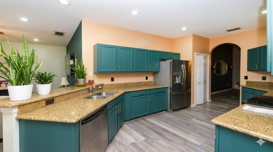 KISSIMMEE, Florida 34746, 3 Bedrooms Bedrooms, ,2 BathroomsBathrooms,Residential,For Sale,PATRICIAN,0,MFRA4696098