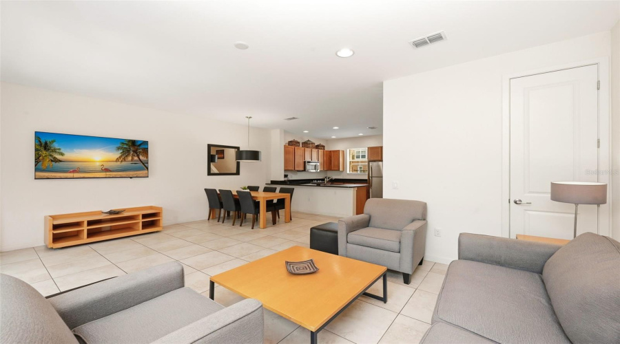 KISSIMMEE, Florida 34746, 2 Bedrooms Bedrooms, ,2 BathroomsBathrooms,Residential,For Sale,ROADSTER,0,MFRO6413741