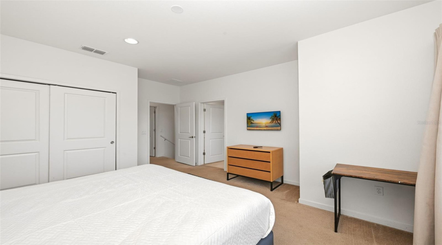 KISSIMMEE, Florida 34746, 2 Bedrooms Bedrooms, ,2 BathroomsBathrooms,Residential,For Sale,ROADSTER,0,MFRO6413741