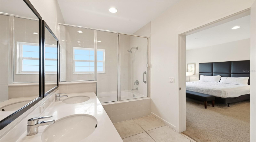 KISSIMMEE, Florida 34746, 2 Bedrooms Bedrooms, ,2 BathroomsBathrooms,Residential,For Sale,ROADSTER,0,MFRO6413741