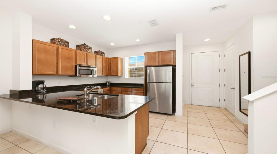 KISSIMMEE, Florida 34746, 2 Bedrooms Bedrooms, ,2 BathroomsBathrooms,Residential,For Sale,ROADSTER,0,MFRO6413741