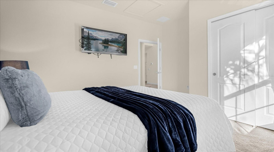 KISSIMMEE, Florida 34747, 8 Bedrooms Bedrooms, ,6 BathroomsBathrooms,Residential,For Sale,BENGAL,0,MFRS5148316
