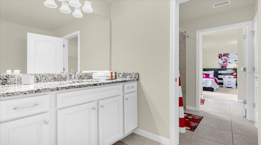 KISSIMMEE, Florida 34747, 8 Bedrooms Bedrooms, ,6 BathroomsBathrooms,Residential,For Sale,BENGAL,0,MFRS5148316