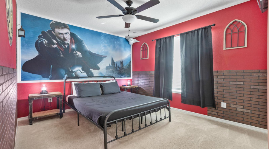 DAVENPORT, Florida 33837, 5 Bedrooms Bedrooms, ,4 BathroomsBathrooms,Residential,For Sale,OAKMOSS LOOP,0,MFRO6357256