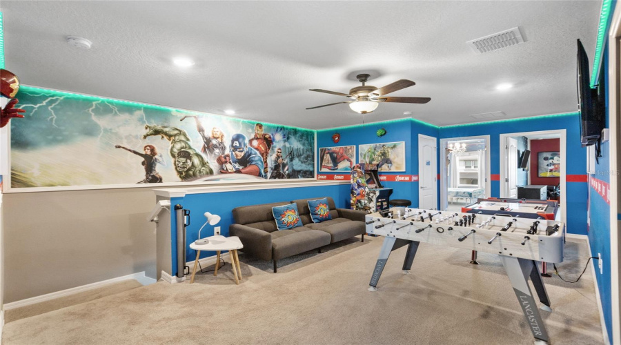 DAVENPORT, Florida 33837, 5 Bedrooms Bedrooms, ,4 BathroomsBathrooms,Residential,For Sale,OAKMOSS LOOP,0,MFRO6357256