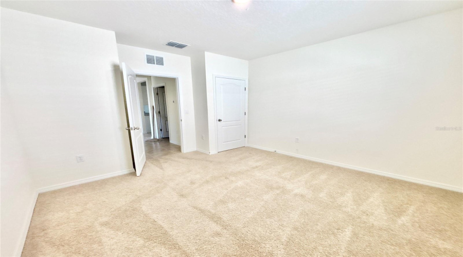 DAVENPORT, Florida 33837, 4 Bedrooms Bedrooms, ,2 BathroomsBathrooms,Residential,For Sale,GENTLE RAIN,0,MFRO6358411