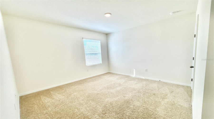 DAVENPORT, Florida 33837, 4 Bedrooms Bedrooms, ,2 BathroomsBathrooms,Residential,For Sale,GENTLE RAIN,0,MFRO6358411