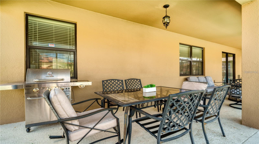 KISSIMMEE, Florida 34746, 6 Bedrooms Bedrooms, ,4 BathroomsBathrooms,Residential,For Sale,TRANQUILITY,0,MFRO6269604