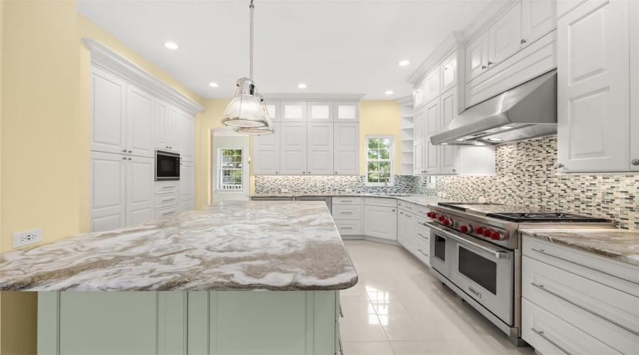 CELEBRATION, Florida 34747, 5 Bedrooms Bedrooms, ,4 BathroomsBathrooms,Residential,For Sale,AQUILA,0,MFRS5149857