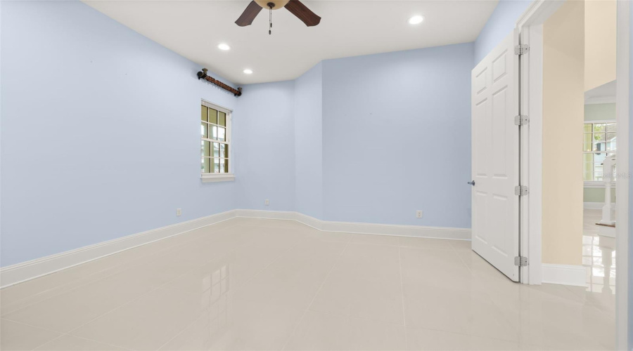 First Floor Ensuite - Bedroom #2