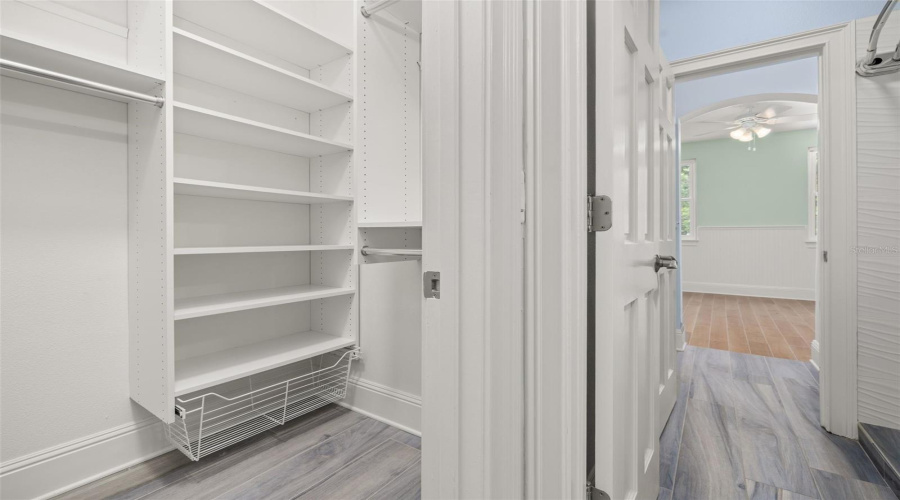 Jack & Jill Bathroom / Closet