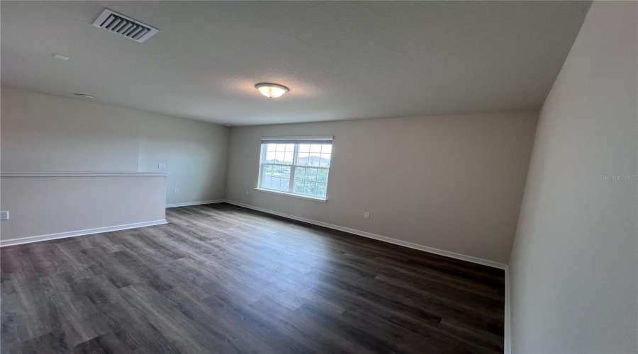 DAVENPORT, Florida 33896, 4 Bedrooms Bedrooms, ,3 BathroomsBathrooms,Residential,For Sale,ENCHANTING CT.,0,MFRO6410089