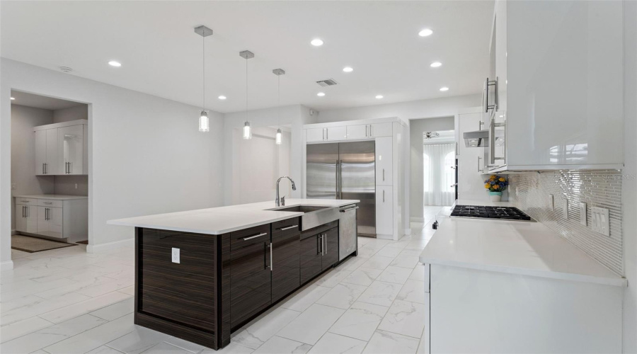 ORLANDO, Florida 32836, 5 Bedrooms Bedrooms, ,4 BathroomsBathrooms,Residential,For Sale,ROYAL CYPRESS,0,MFRV4949198
