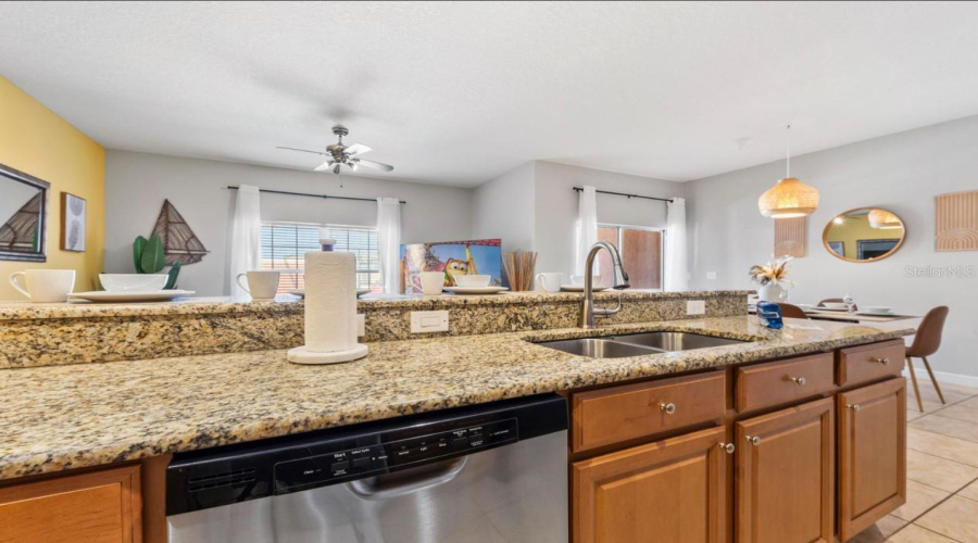 KISSIMMEE, Florida 34747, 4 Bedrooms Bedrooms, ,3 BathroomsBathrooms,Residential,For Sale,CANDY PALM,0,MFRS5151394