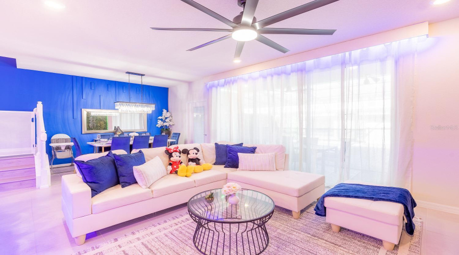 DAVENPORT, Florida 33897, 5 Bedrooms Bedrooms, ,4 BathroomsBathrooms,Residential,For Sale,LANA,0,MFRS5151388