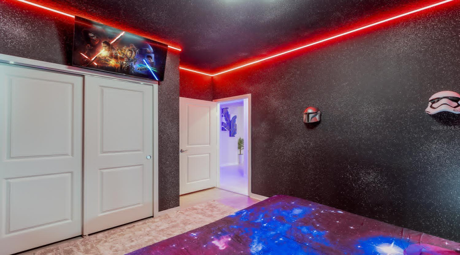 DAVENPORT, Florida 33897, 5 Bedrooms Bedrooms, ,4 BathroomsBathrooms,Residential,For Sale,LANA,0,MFRS5151388