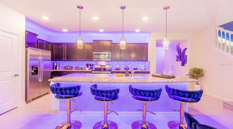 DAVENPORT, Florida 33897, 5 Bedrooms Bedrooms, ,4 BathroomsBathrooms,Residential,For Sale,LANA,0,MFRS5151388