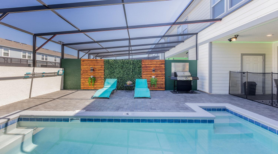 DAVENPORT, Florida 33897, 5 Bedrooms Bedrooms, ,4 BathroomsBathrooms,Residential,For Sale,LANA,0,MFRS5151388