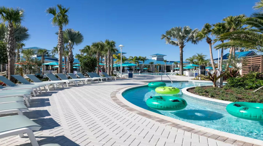 DAVENPORT, Florida 33897, 5 Bedrooms Bedrooms, ,4 BathroomsBathrooms,Residential,For Sale,LANA,0,MFRS5151388
