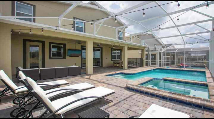 DAVENPORT, Florida 33896, 9 Bedrooms Bedrooms, ,5 BathroomsBathrooms,Residential,For Sale,SOMMERSET HILLS,0,MFRS5130617