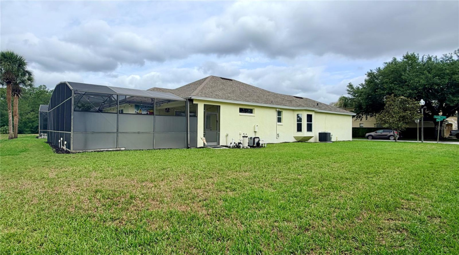 DAVENPORT, Florida 33897, 4 Bedrooms Bedrooms, ,3 BathroomsBathrooms,Residential,For Sale,TUPELO,0,MFRO6413991