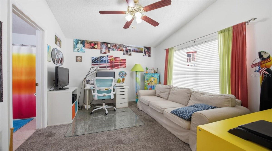 DAVENPORT, Florida 33897, 4 Bedrooms Bedrooms, ,3 BathroomsBathrooms,Residential,For Sale,LOCKBREEZE,0,MFRTB8516176
